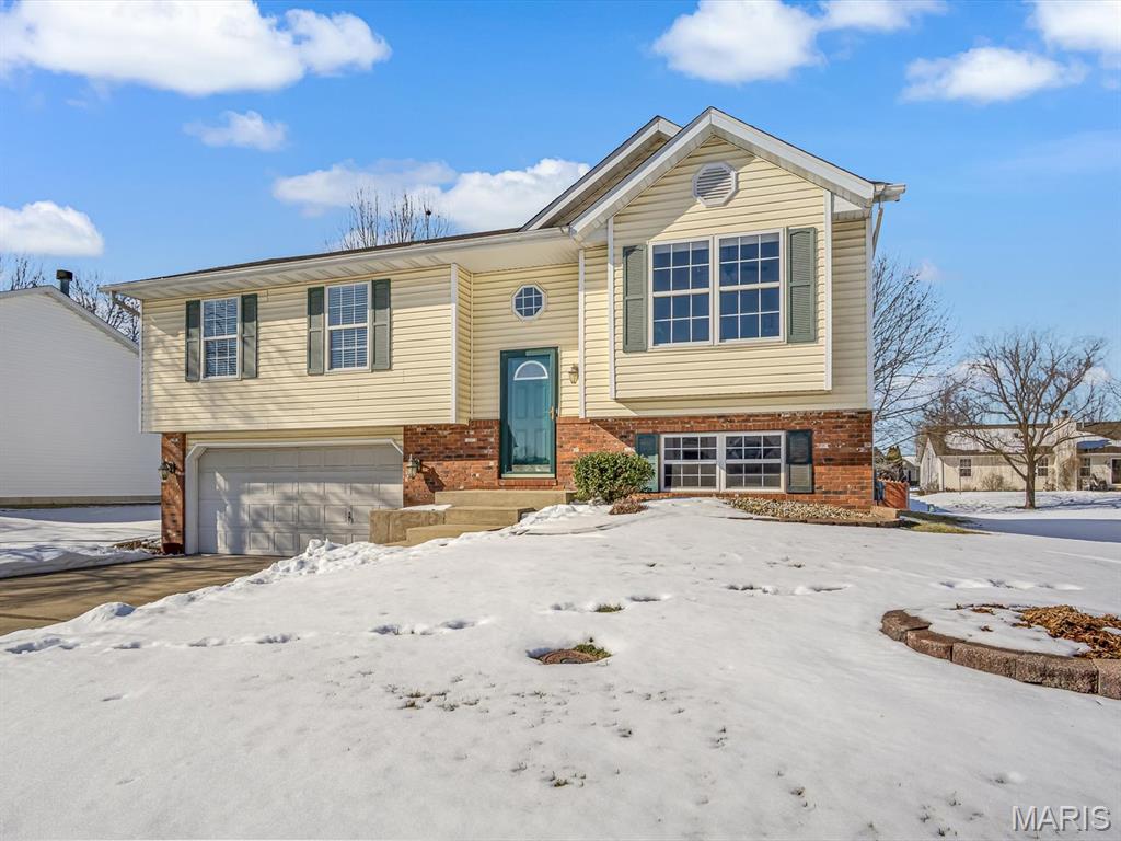 65 Ashbrooke Troy, IL 62294 - Photo 3 of 26