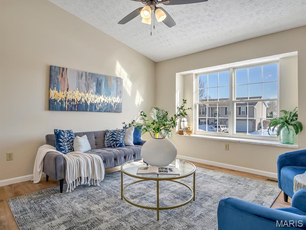 65 Ashbrooke Troy, IL 62294 - Photo 4 of 26