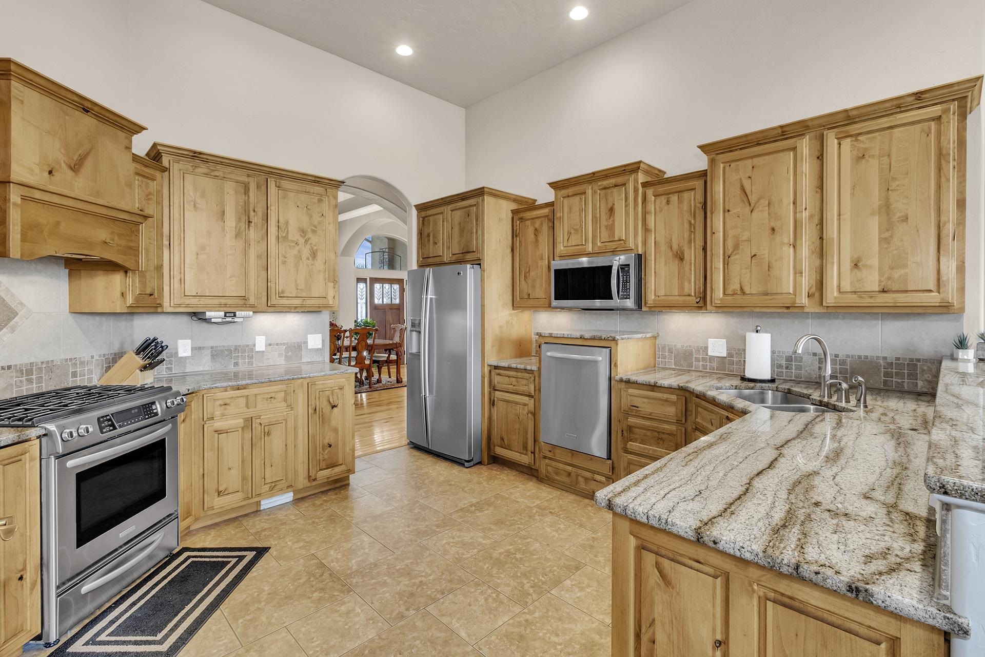 3133 B Road Grand Junction, CO 81503 - Photo 10 of 42 Gallery Image 10