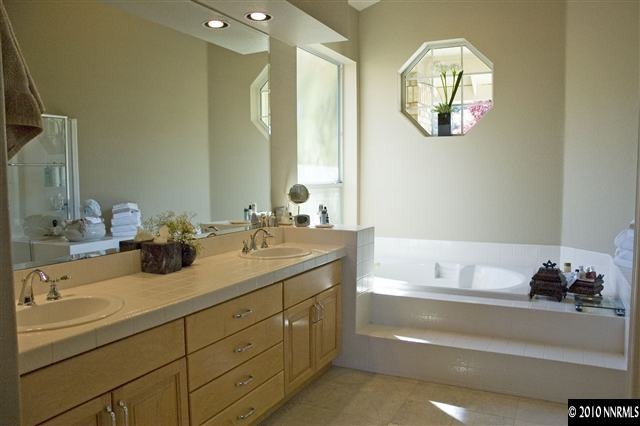 6115 Carriage House Way Reno, NV 89519 - Photo 9 of 13 Photo 9