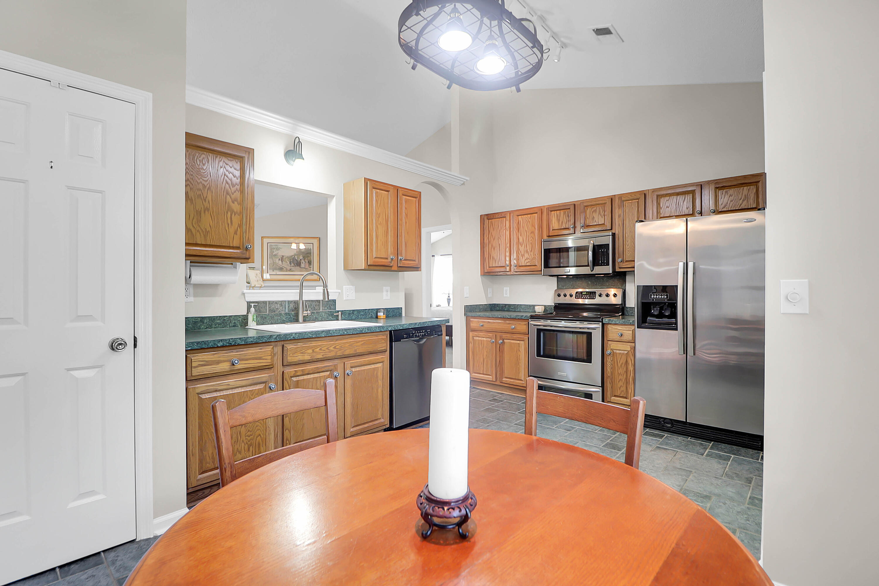 169 Historic Drive Mount Pleasant, SC 29464 - Photo 6 of 22 169 Historic -Tidalcreekphoto- (15)