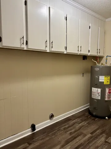 $1,595 | 218 Greenfield Avenue, Tullahoma, TN 37388