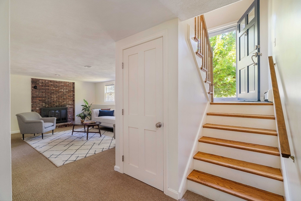 8 Ivanhoe Drive Lynnfield, MA 01940 - Photo 26 of 36