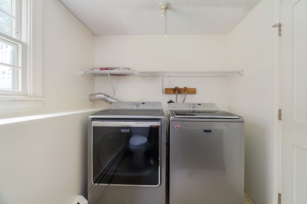 8 Ivanhoe Drive Lynnfield, MA 01940 - Photo 31 of 36