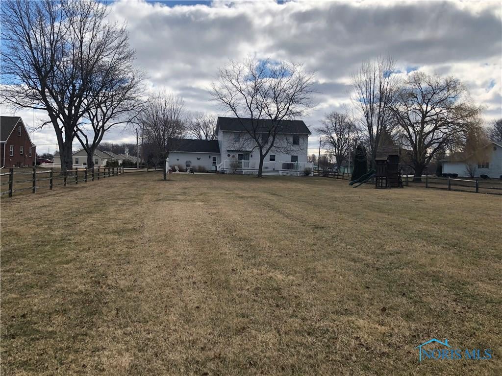 View of back Yard
