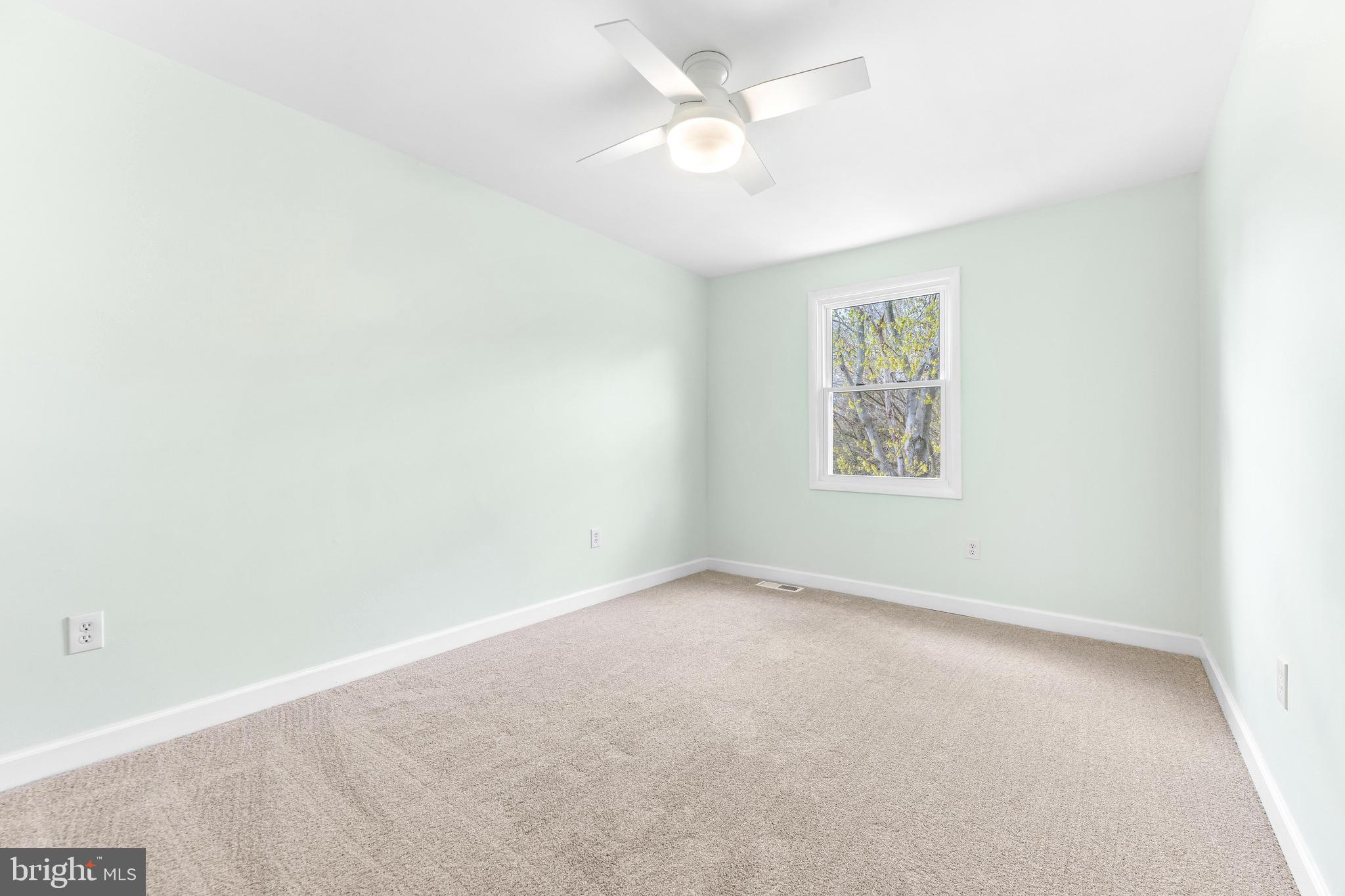 150 Farm Road Aberdeen, MD 21001 - Photo 17 of 29 2nd bedroom