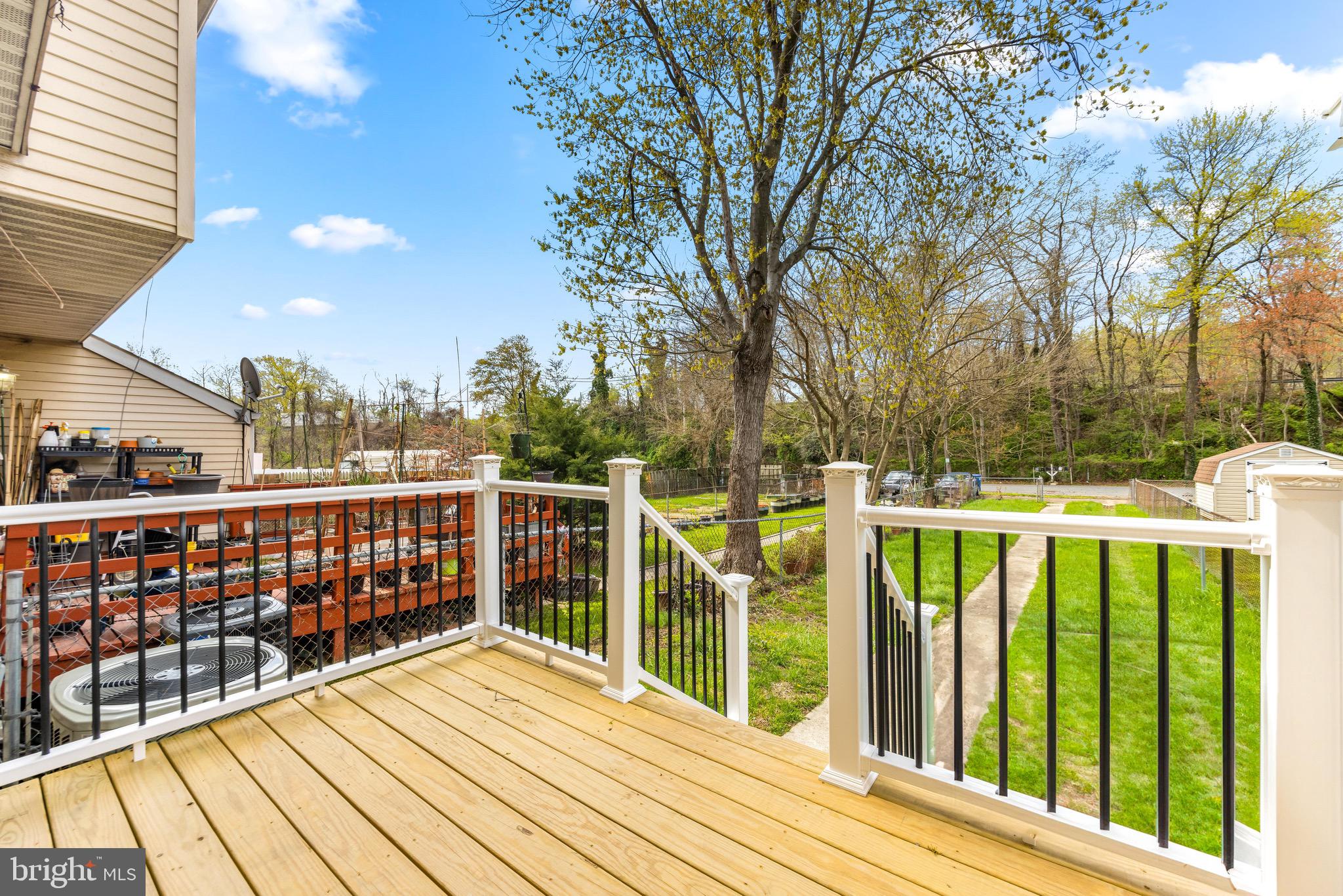 150 Farm Road Aberdeen, MD 21001 - Photo 25 of 29 Deck off dining room
