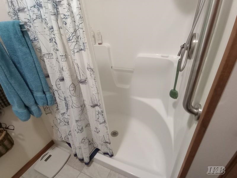 5124 Islanders Way Gladwin, MI 48624 - Photo 17 of 89