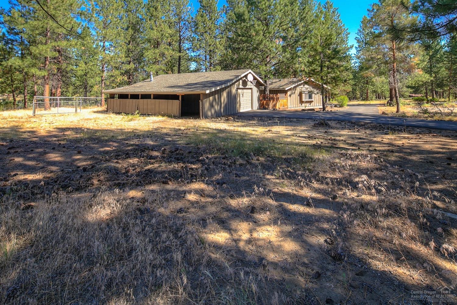60235 East Ridgeview Drive Bend, OR 97702 - Photo 21 of 24 Gallery Image 21