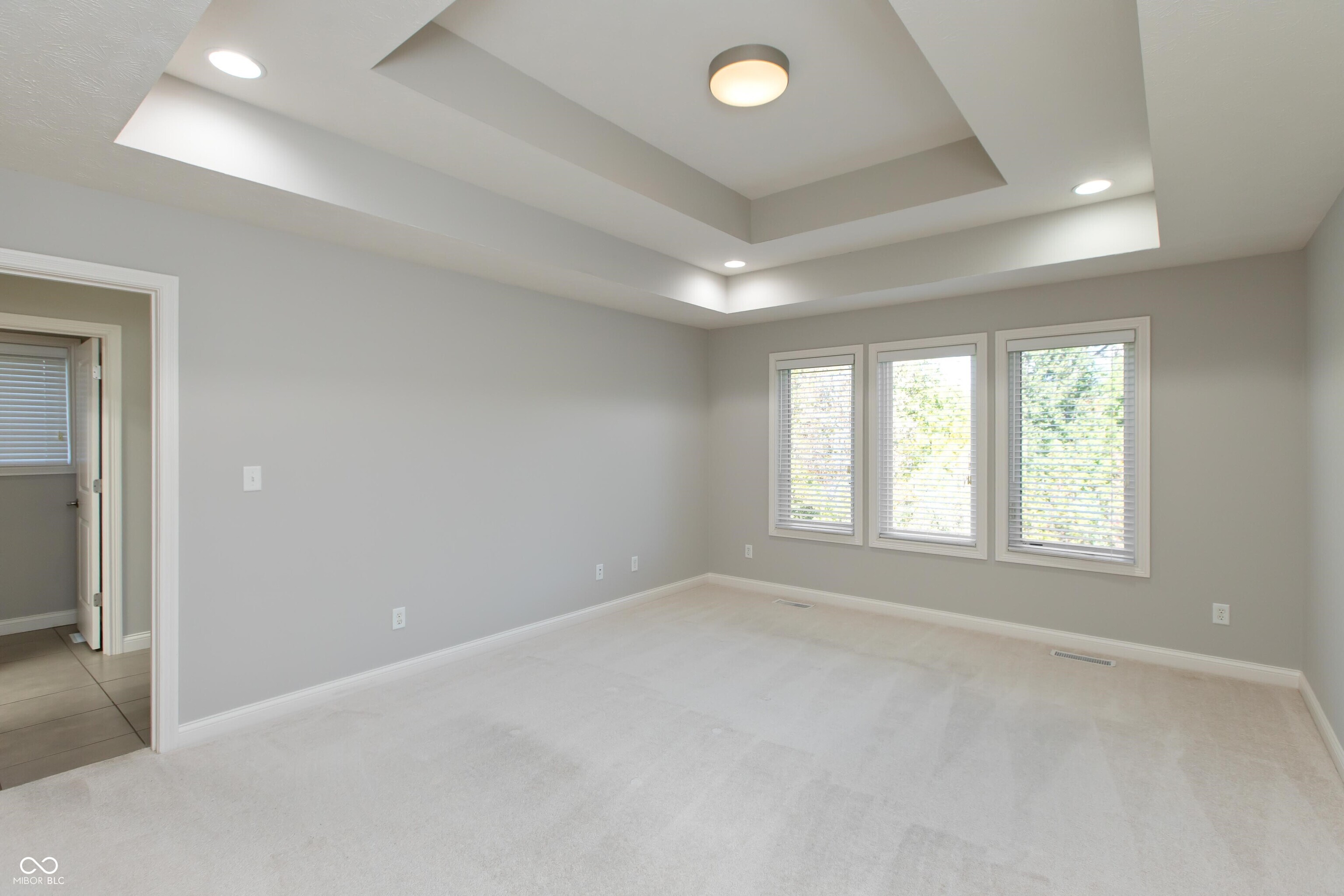 5086 Stonehaven Lane Columbus, IN 47201 - Photo 20 of 47