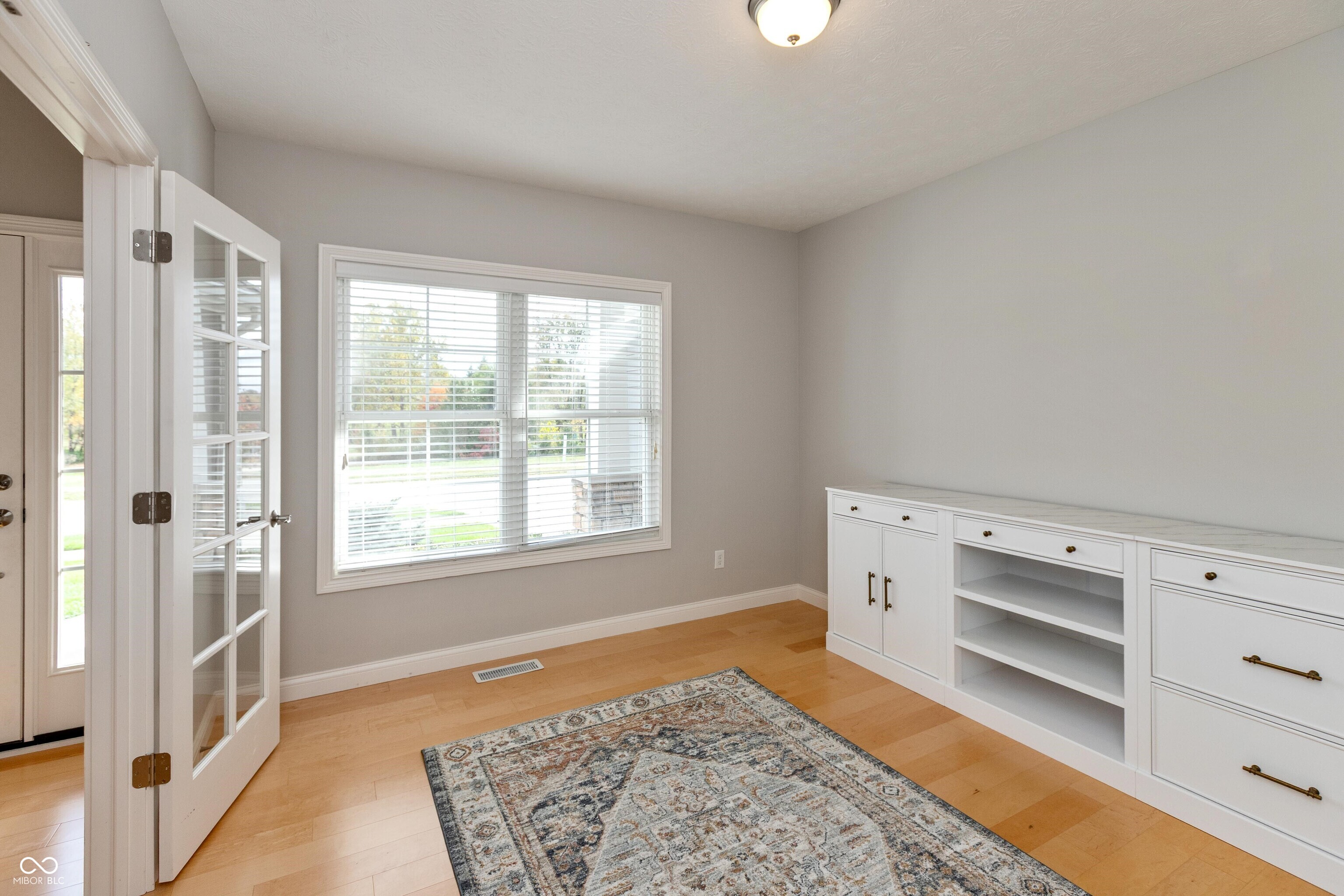 5086 Stonehaven Lane Columbus, IN 47201 - Photo 6 of 47