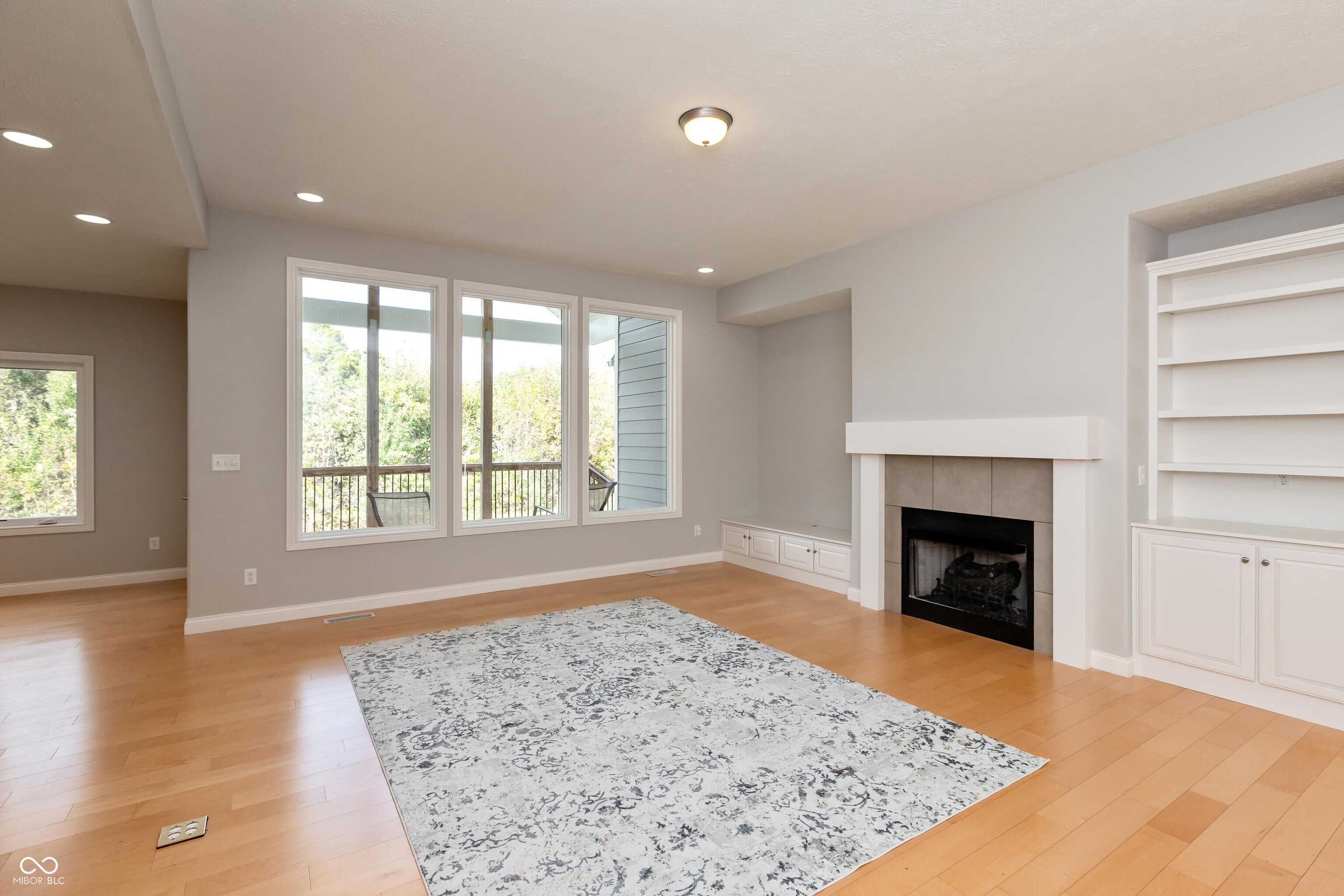 5086 Stonehaven Lane Columbus, IN 47201 - Photo 10 of 47