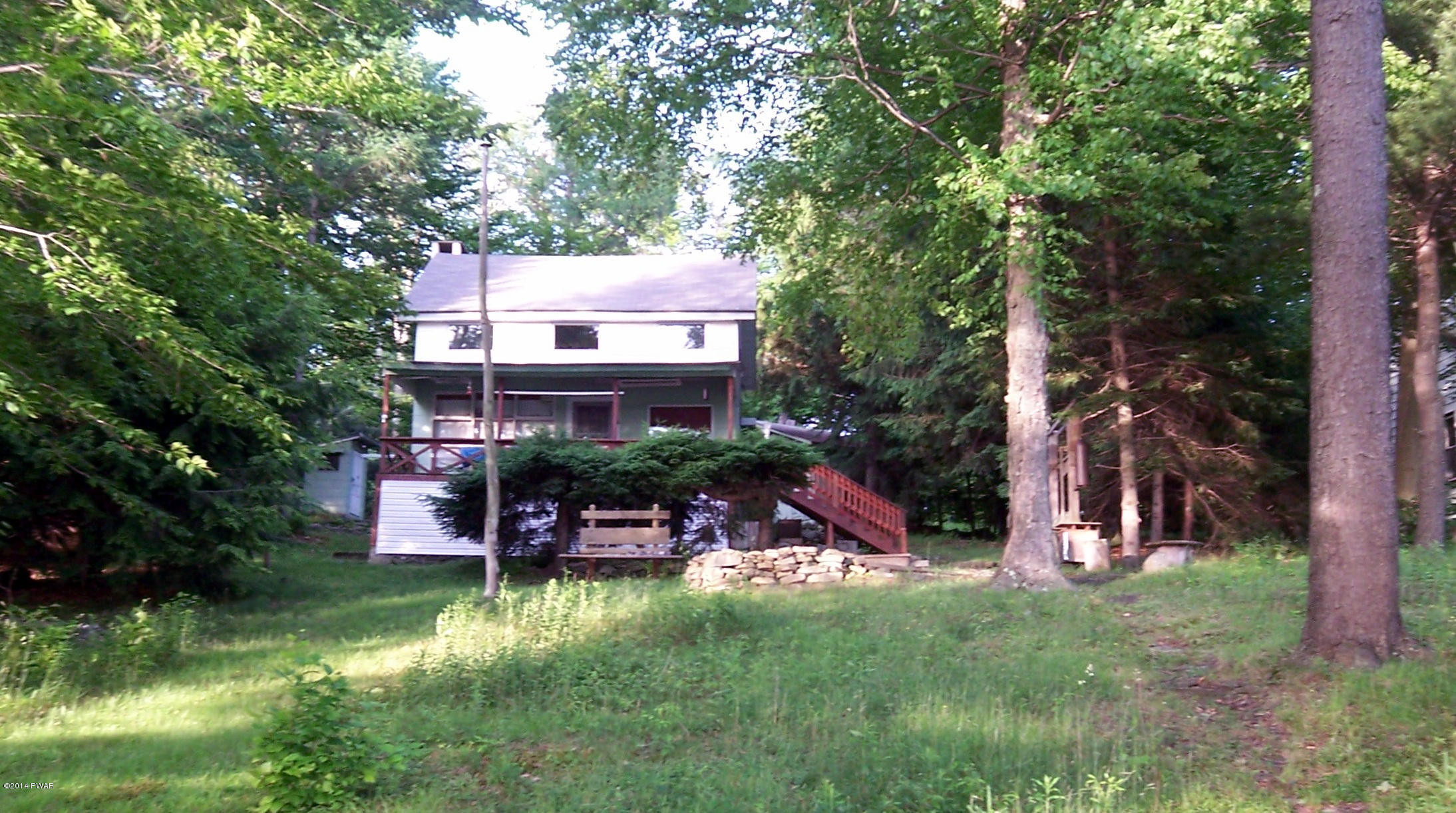 149 Ridgefield Point Road Greentown, PA 18426 - Photo 4 of 38