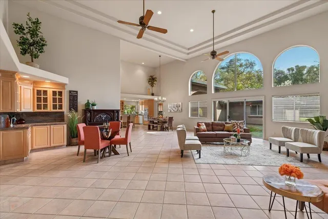 a view of entryway with chandelier