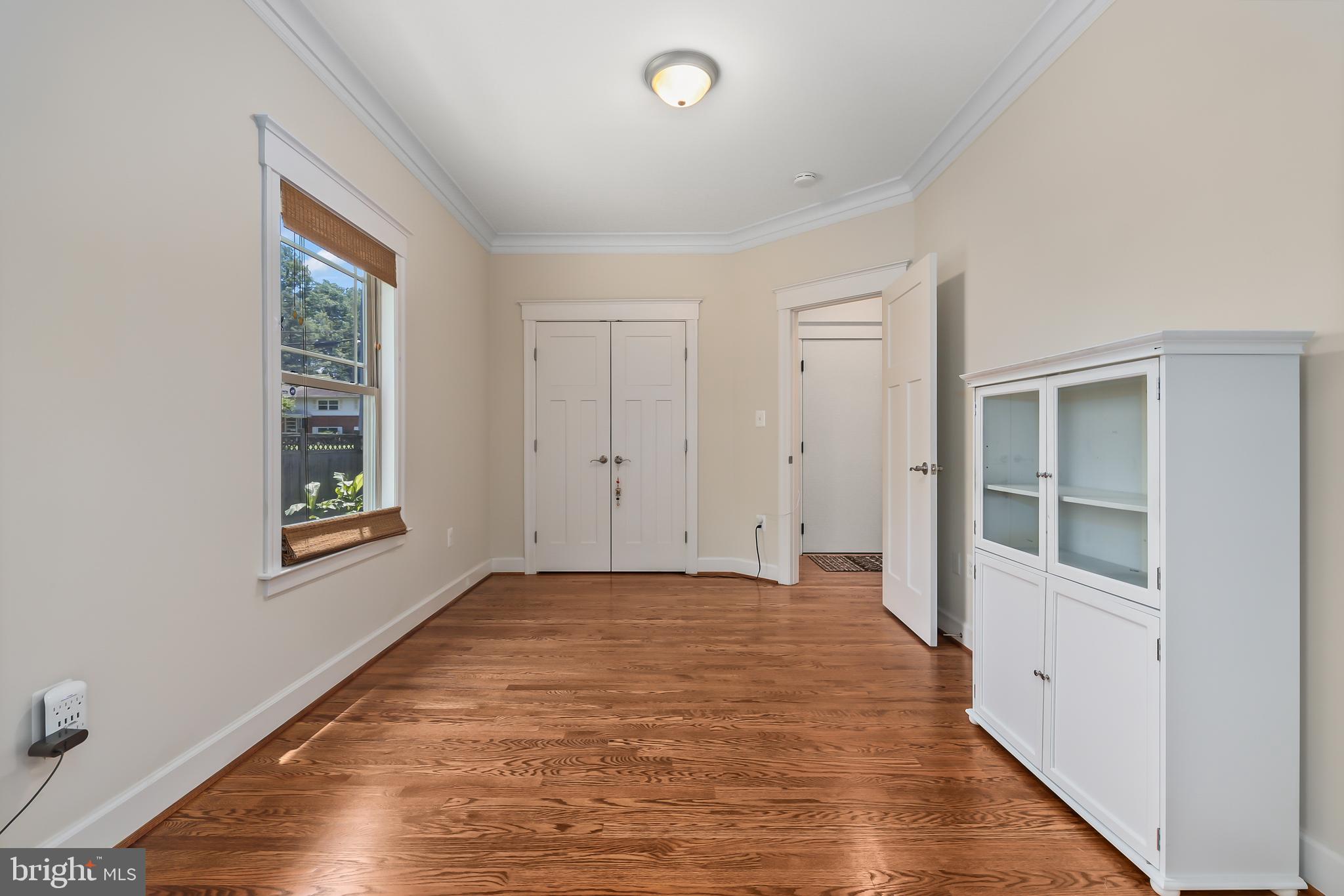 1409 Cottage Street Southwest Vienna, VA 22180 - Photo 17 of 45