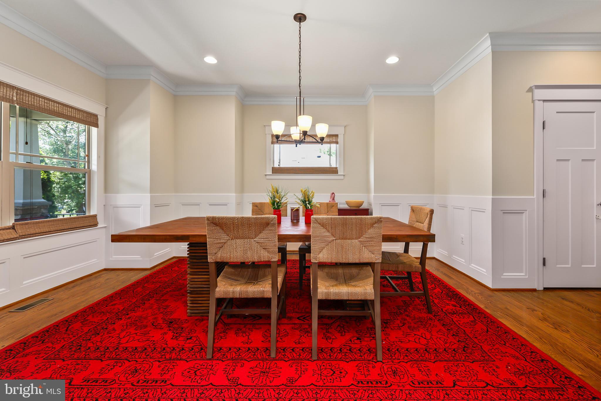 1409 Cottage Street Southwest Vienna, VA 22180 - Photo 6 of 45