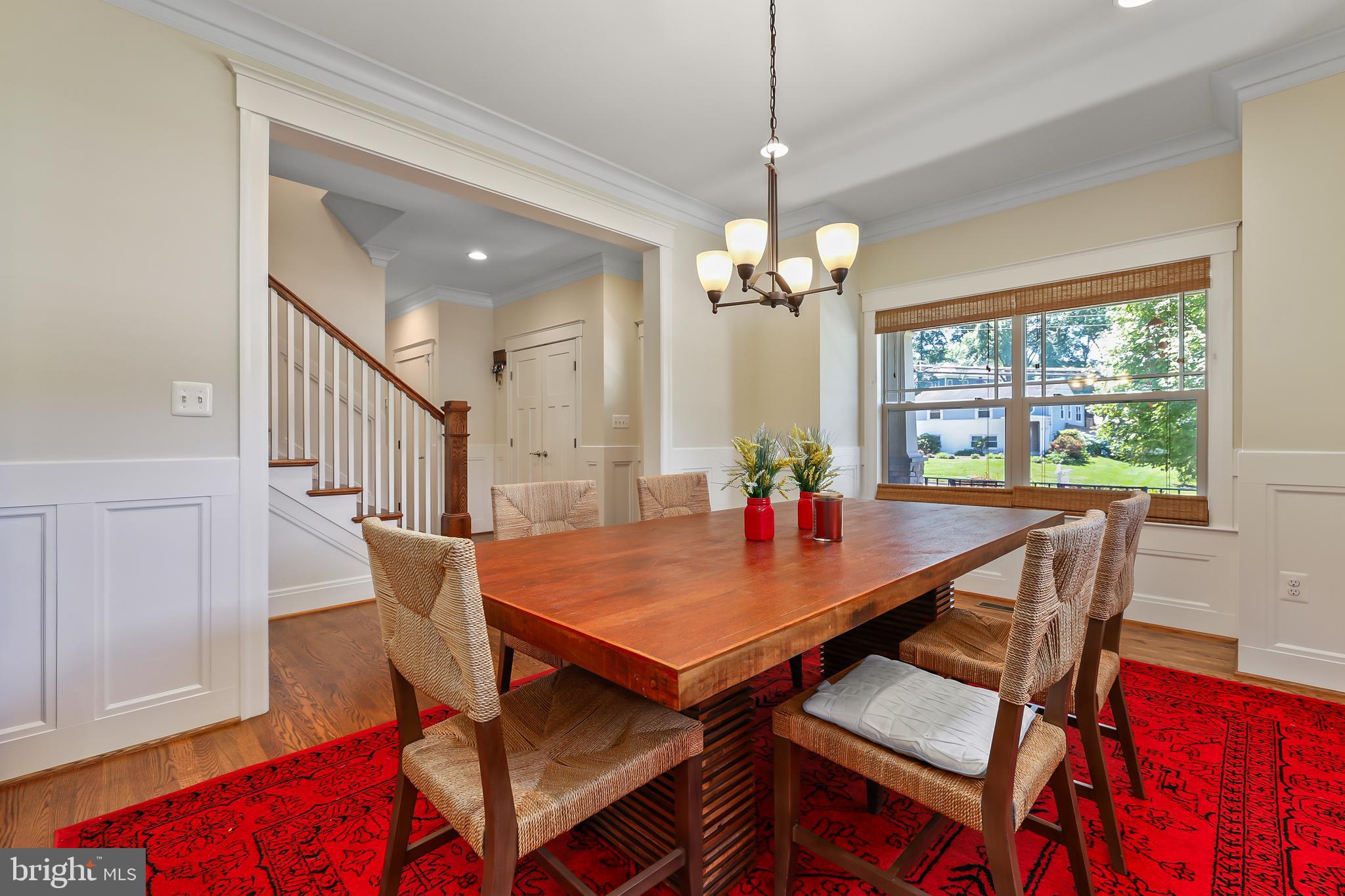 1409 Cottage Street Southwest Vienna, VA 22180 - Photo 8 of 45