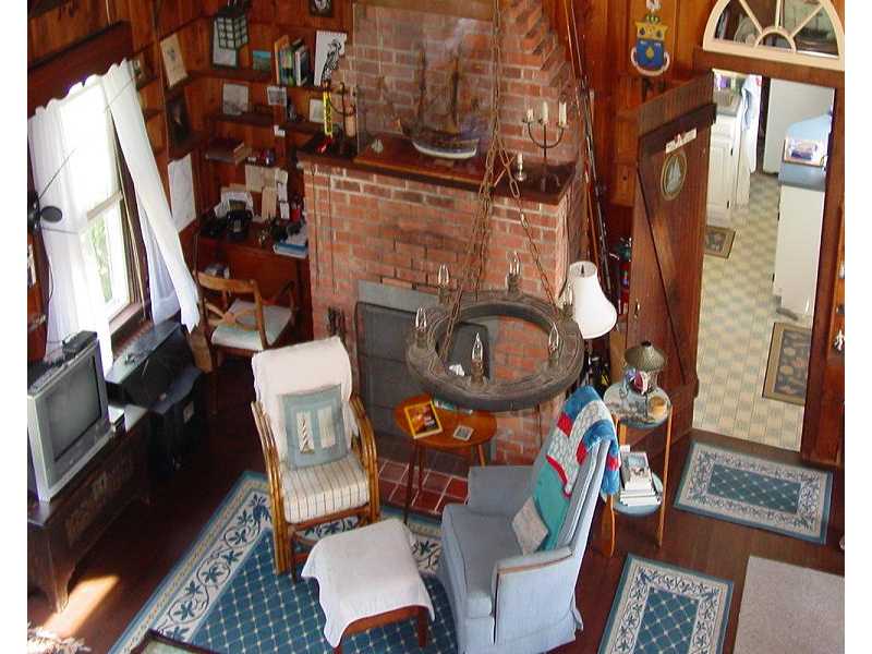 10 Beach Street Little Compton, RI 02837 - Photo 9 of 16 Living Room.