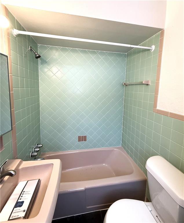 2811 Brownsville Road, Unit 3 Brentwood, PA 15227 - Photo 8 of 9