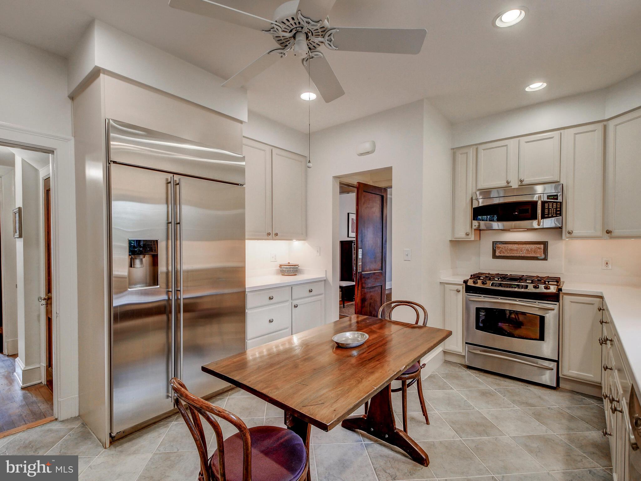 100 Ridgewood Road Baltimore, MD 21210 - Photo 22 of 52