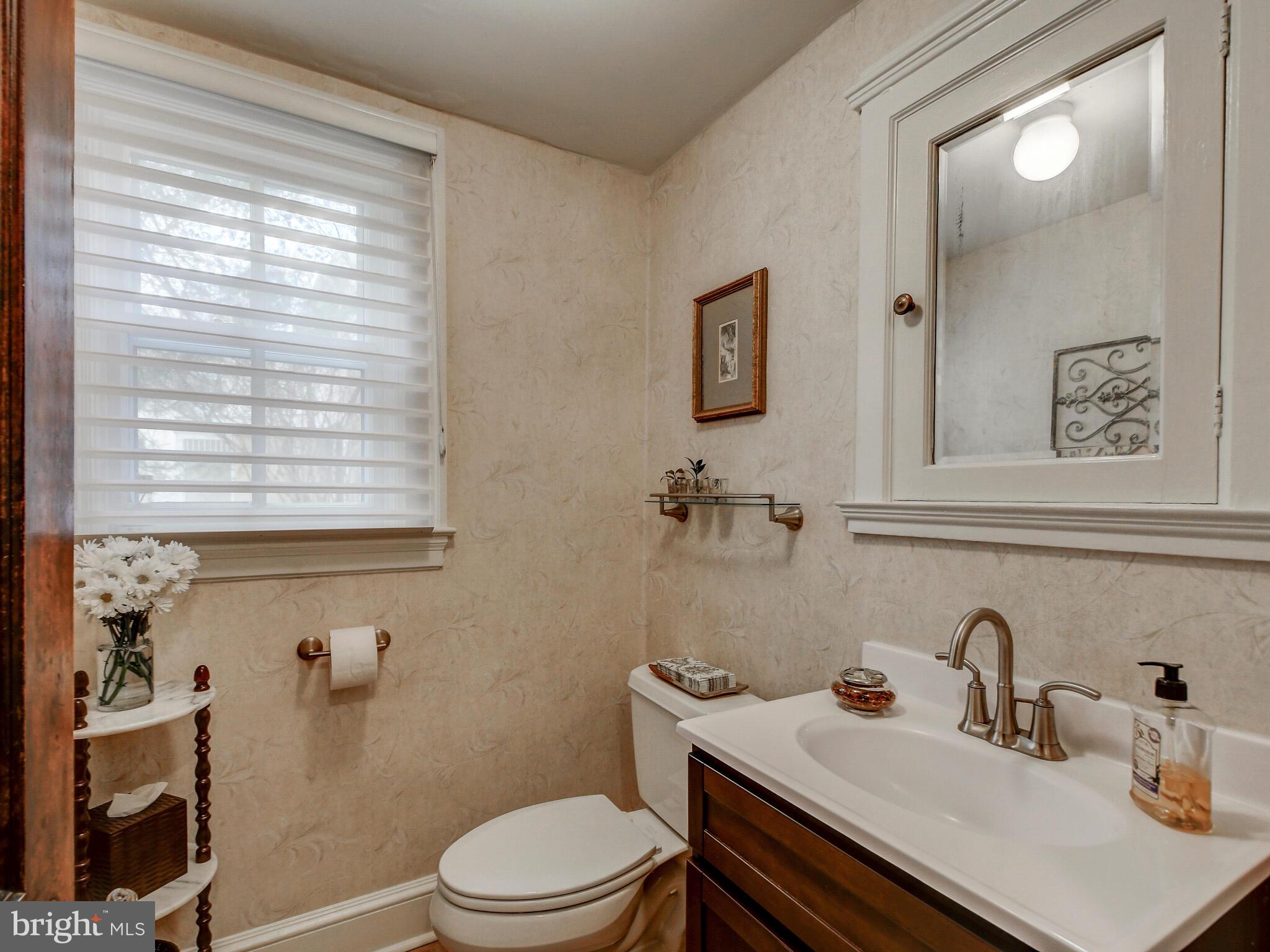 100 Ridgewood Road Baltimore, MD 21210 - Photo 25 of 52