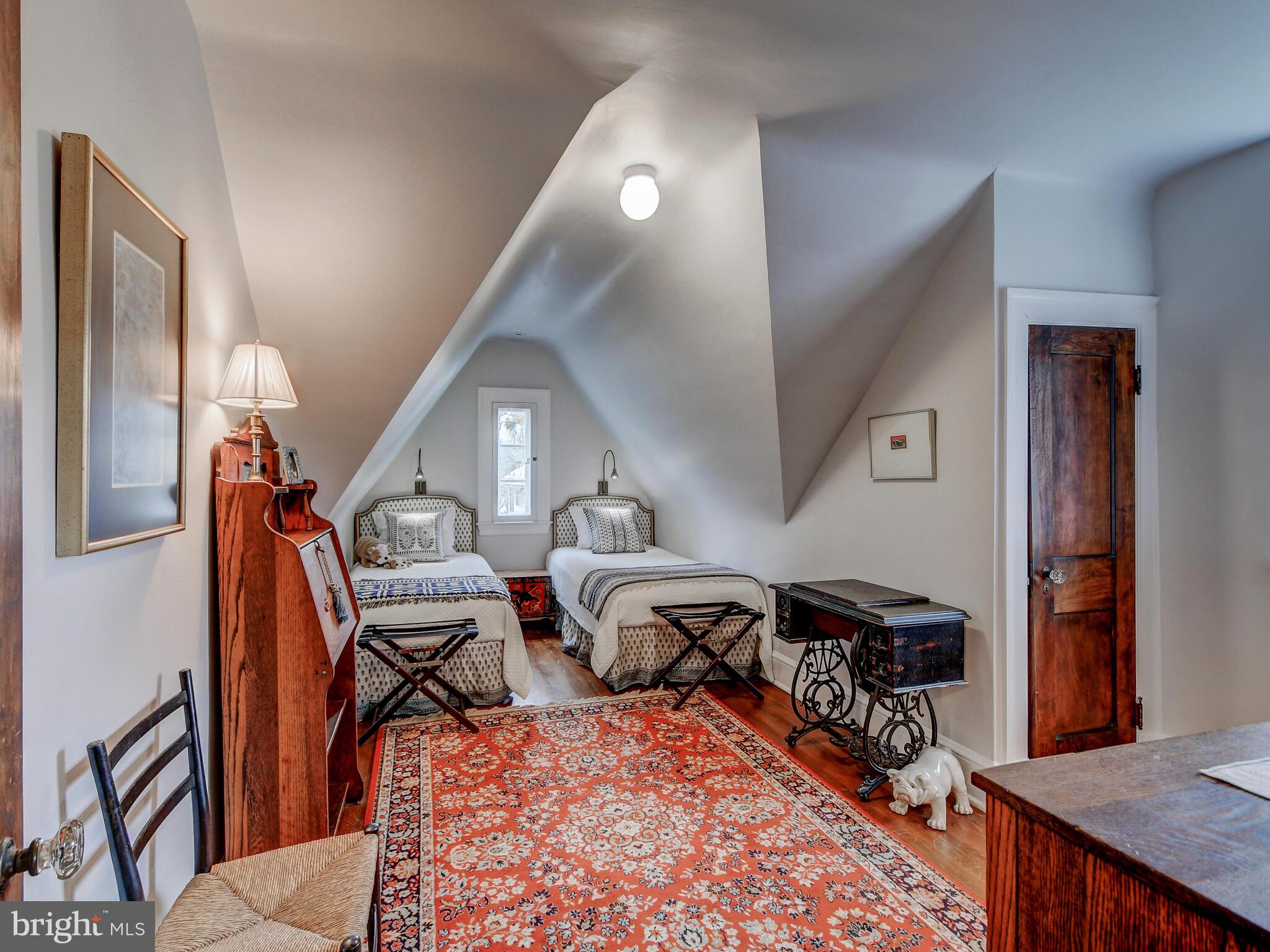 100 Ridgewood Road Baltimore, MD 21210 - Photo 41 of 52