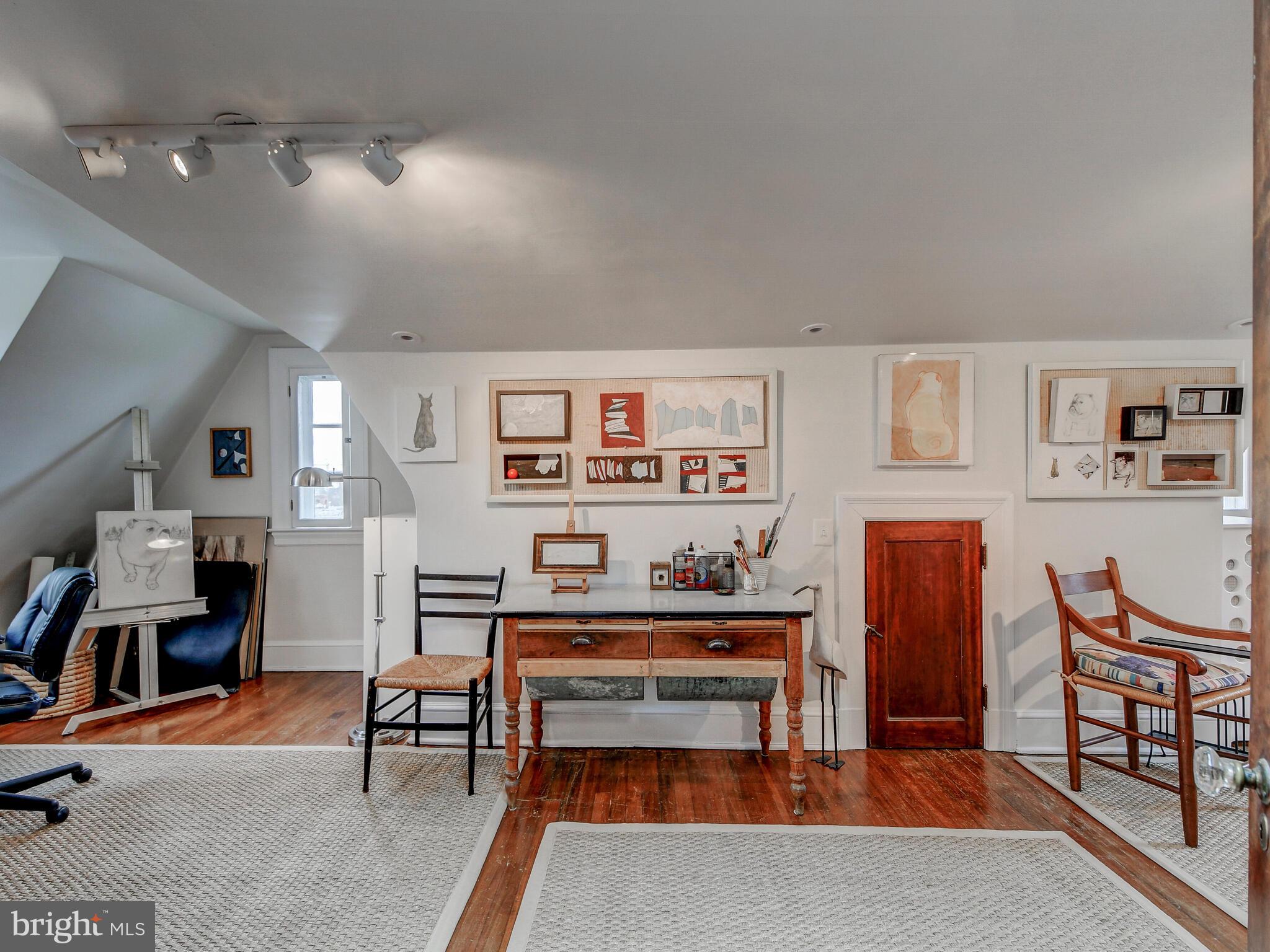 100 Ridgewood Road Baltimore, MD 21210 - Photo 43 of 52