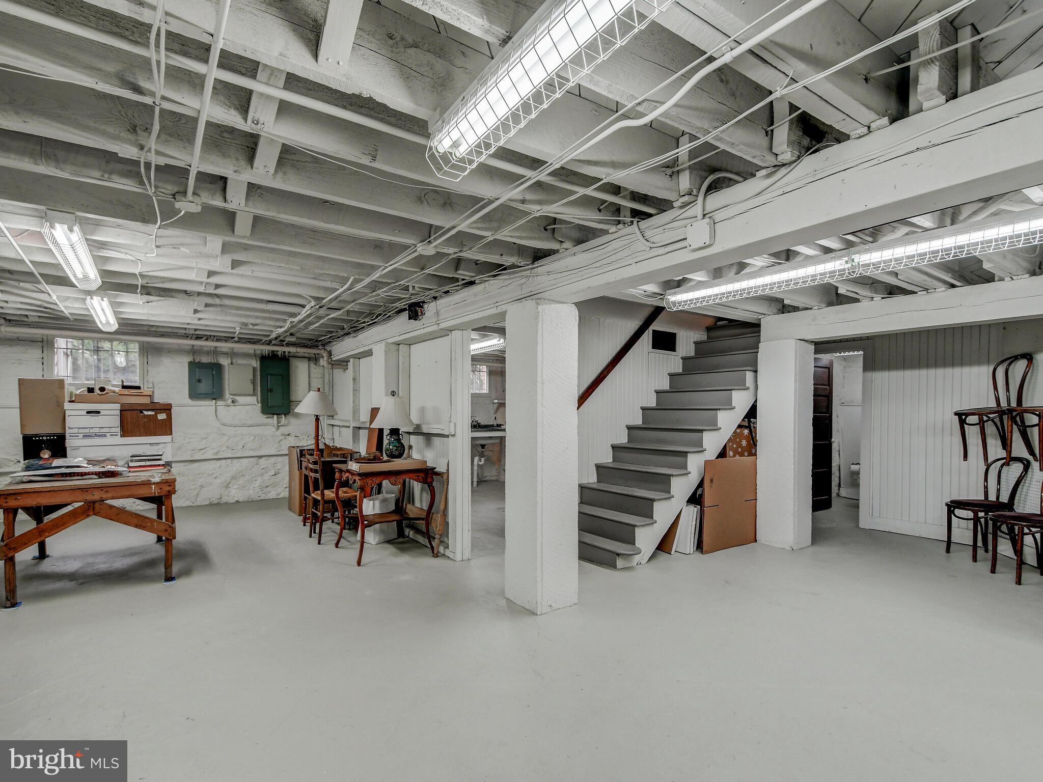 100 Ridgewood Road Baltimore, MD 21210 - Photo 46 of 52