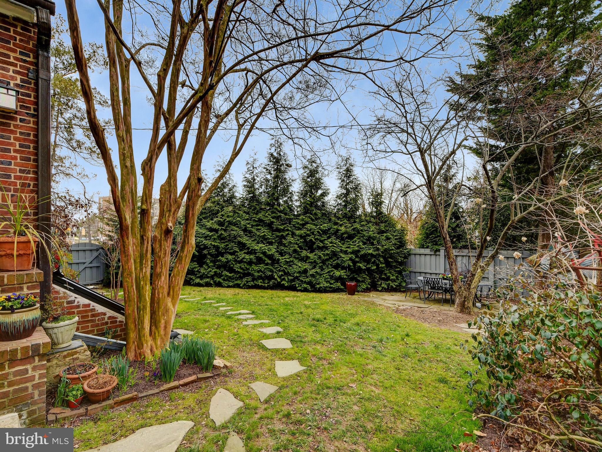 100 Ridgewood Road Baltimore, MD 21210 - Photo 50 of 52