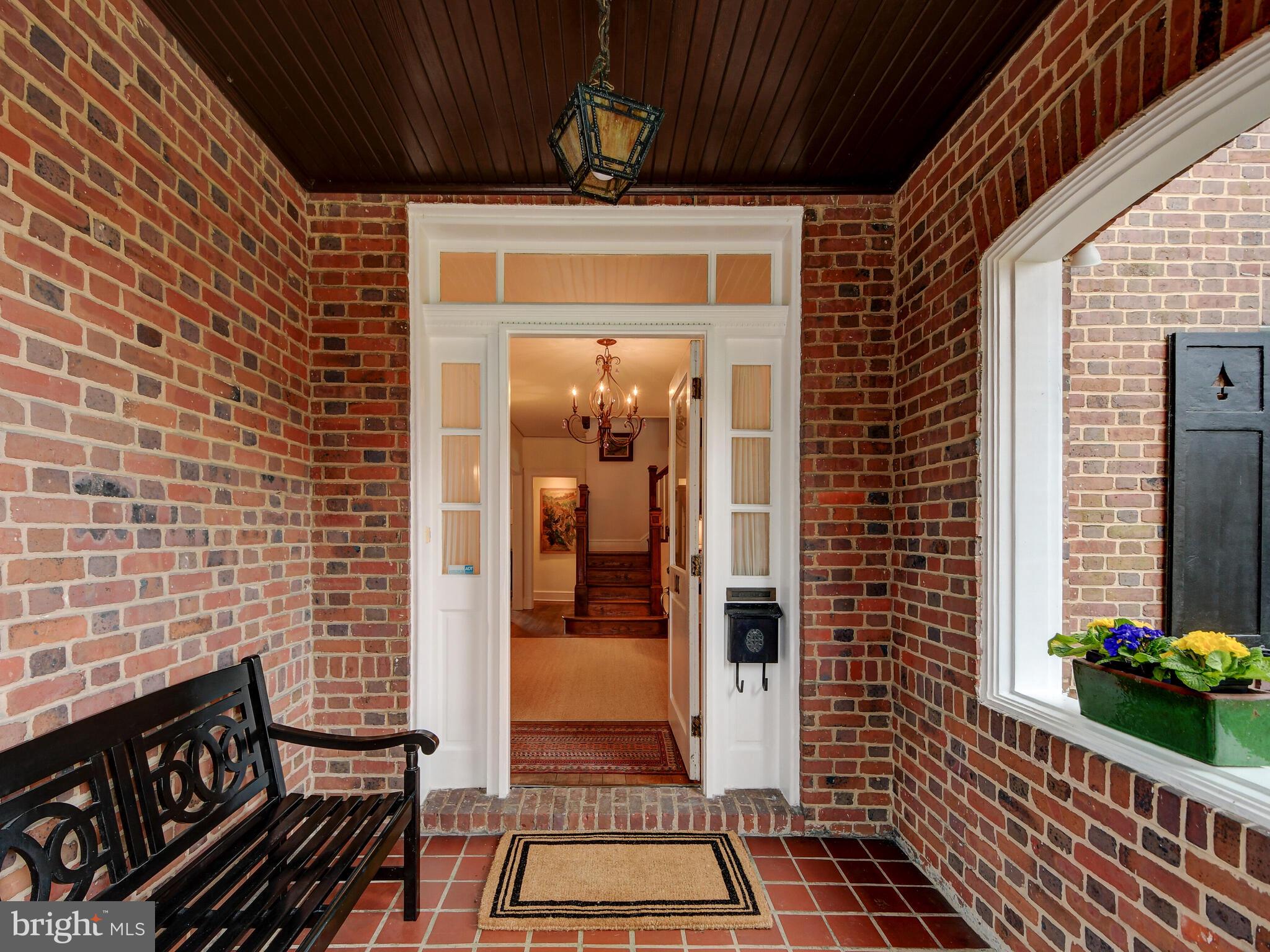 100 Ridgewood Road Baltimore, MD 21210 - Photo 6 of 52