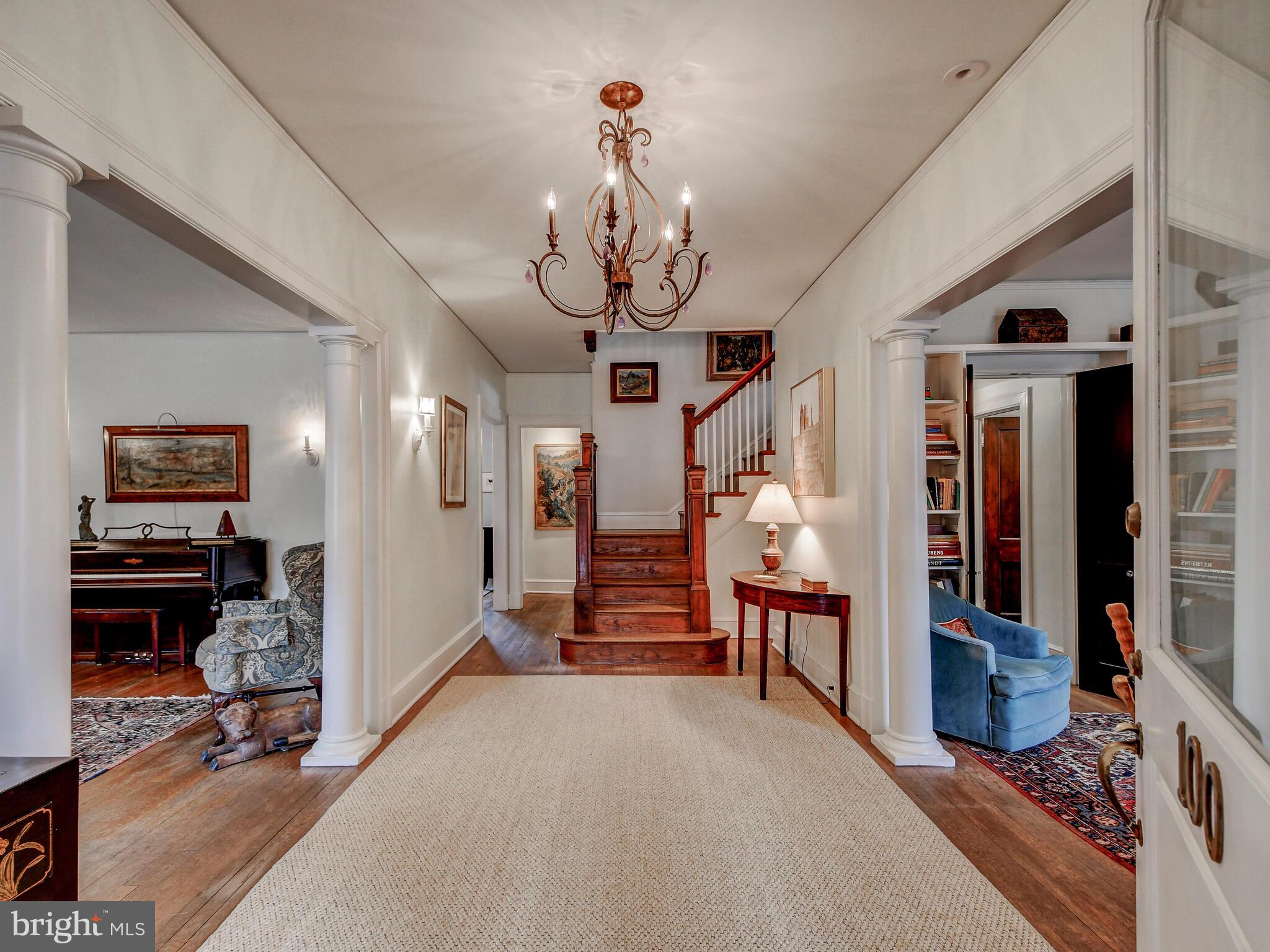 100 Ridgewood Road Baltimore, MD 21210 - Photo 7 of 52