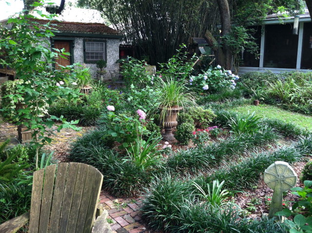 124 Circle Street St. Simons Island, GA 31522 - Photo 15 of 17