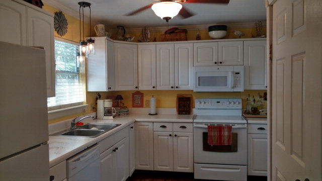 124 Circle Street St. Simons Island, GA 31522 - Photo 16 of 17