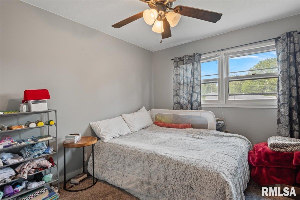 2128 Blackhawk Road Springfield, IL 62702 - Photo 12 of 25 Gallery Image 12