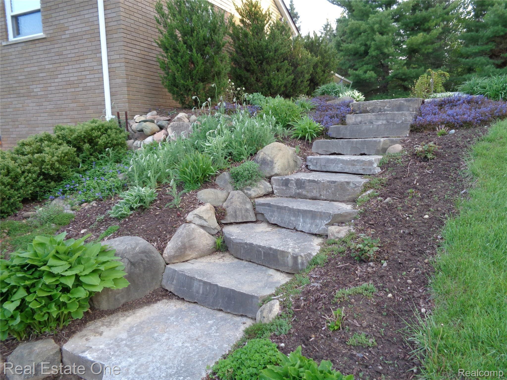 2572 Lake George Road Oakland, MI 48363 - Photo 8 of 83 Extensive hardscape including limestone steps