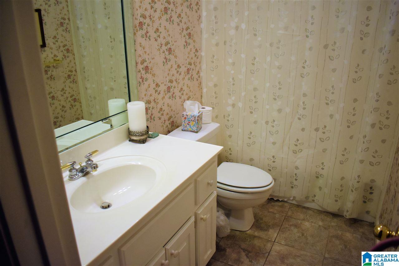 5429 J J R Drive Birmingham, AL 35235 - Photo 6 of 32