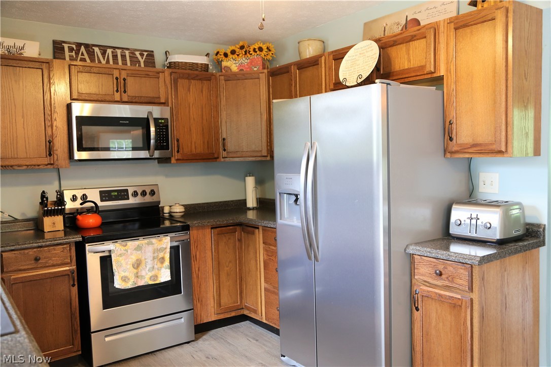 6652 Twitchell Road Andover, OH 44003 - Photo 9 of 31 Gallery Image 9