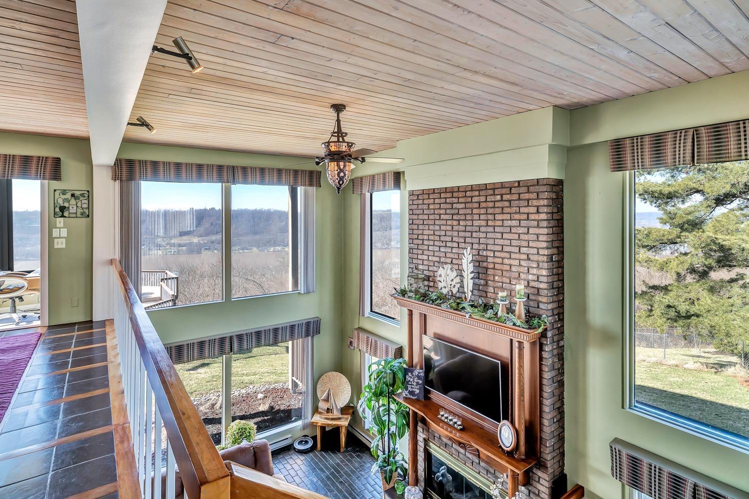 348 Neeb Road Cincinnati, OH 45233 - Photo 7 of 46 Gallery Image 7