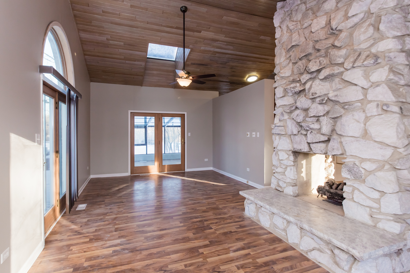 21400 Lisa Lane Steger, IL 60475 - Photo 5 of 31