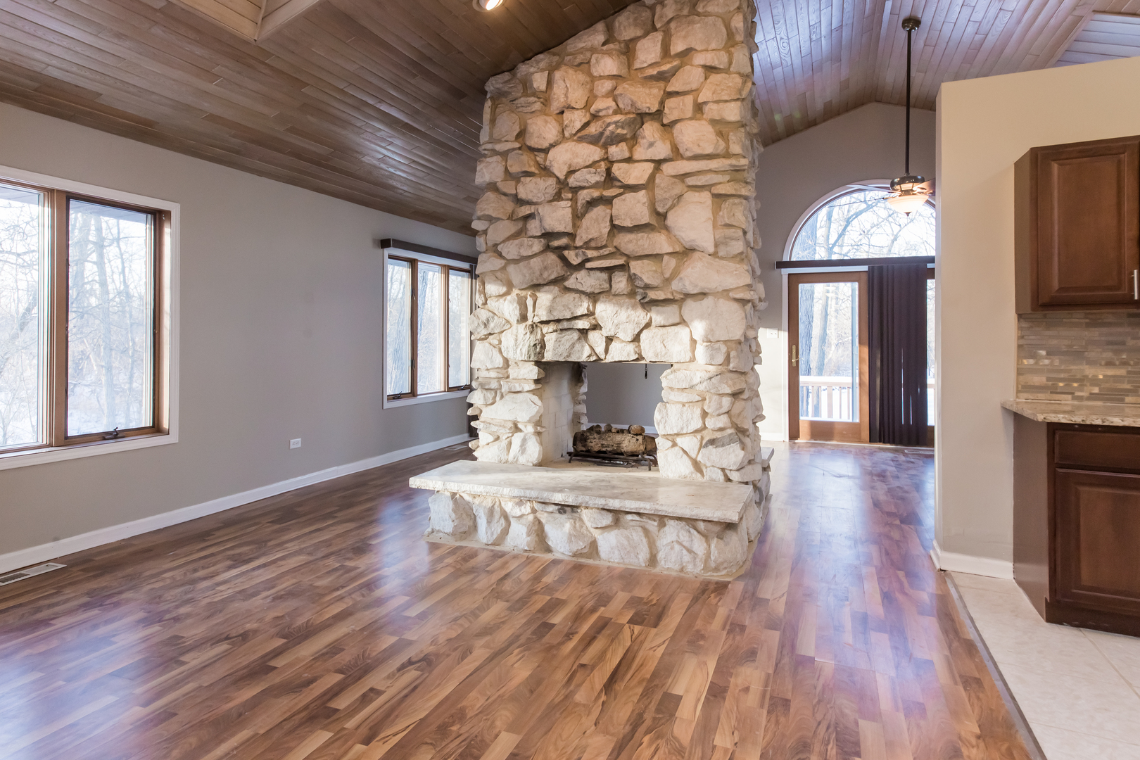 21400 Lisa Lane Steger, IL 60475 - Photo 7 of 31