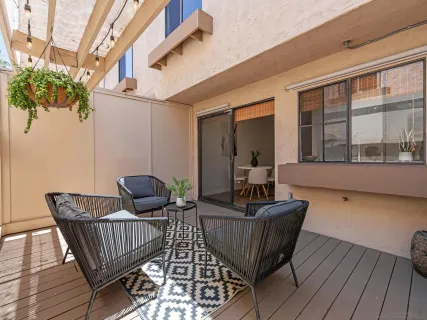 $975,000 | 3250 Via Marin, Unit 4, La Jolla, CA 92037