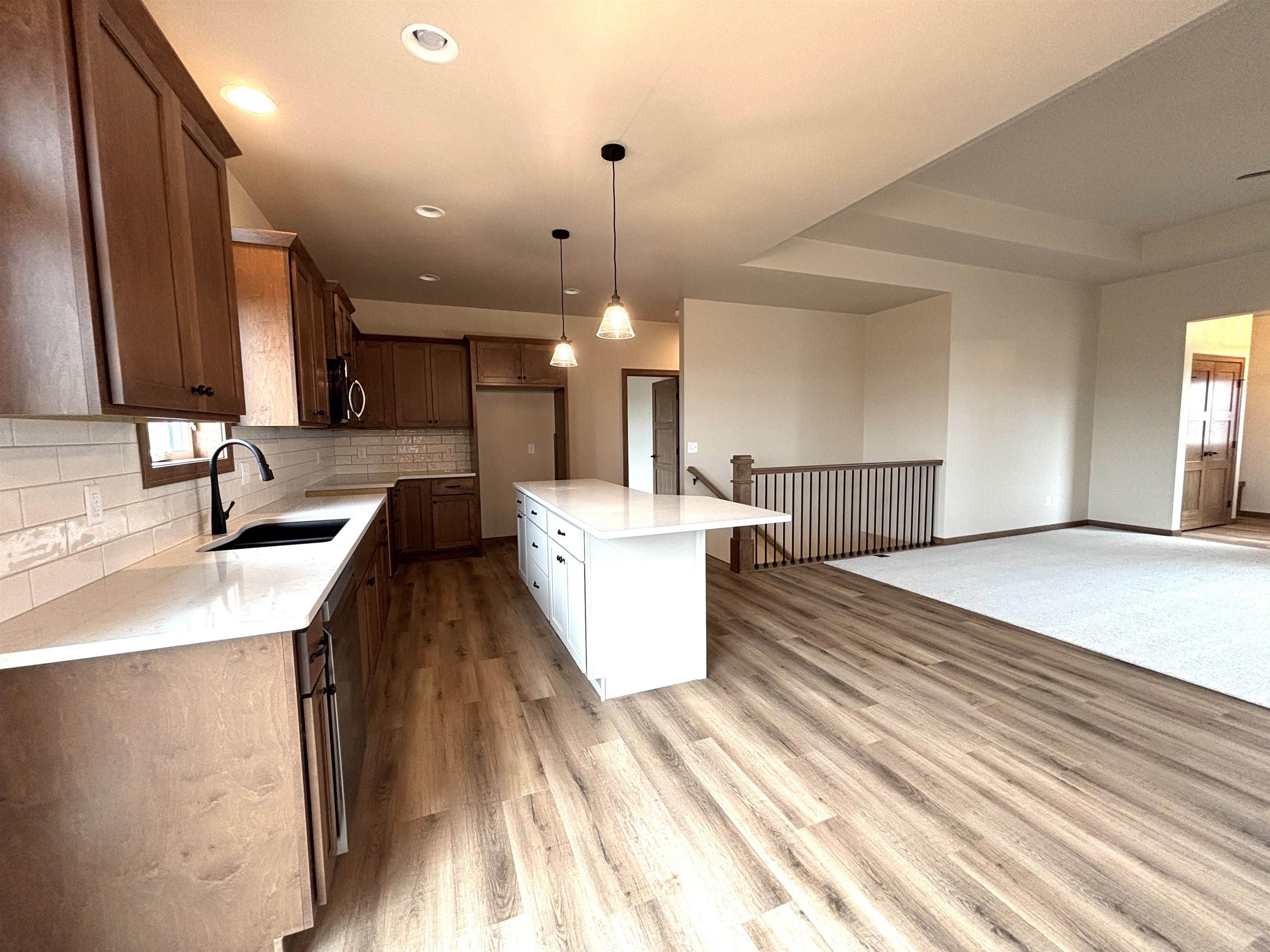 W6538 Breezy Way Appleton, WI 54915 - Photo 7 of 14