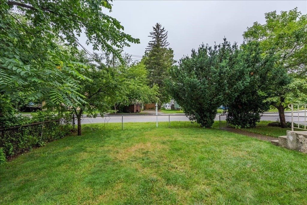 451 Sunderland Road Worcester, MA 01604 - Photo 20 of 27 Gallery Image 20