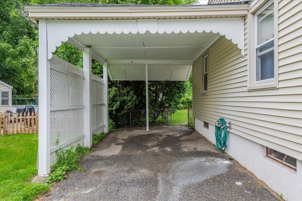 451 Sunderland Road Worcester, MA 01604 - Photo 22 of 27 Gallery Image 22