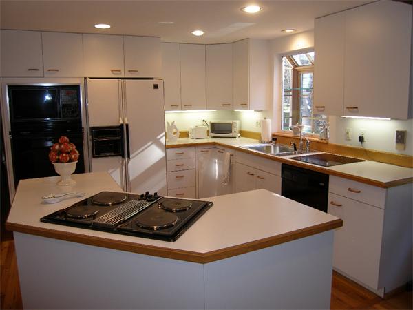 68 Nobscot Road Weston, MA 02493 - Photo 5 of 22 Gallery Image 5