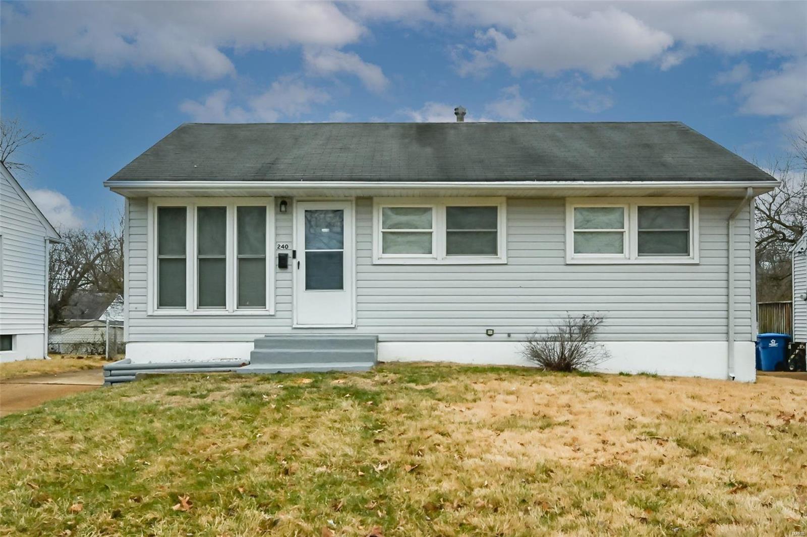 240 Presley Road St. Louis, MO 63137 - Photo 1 of 25