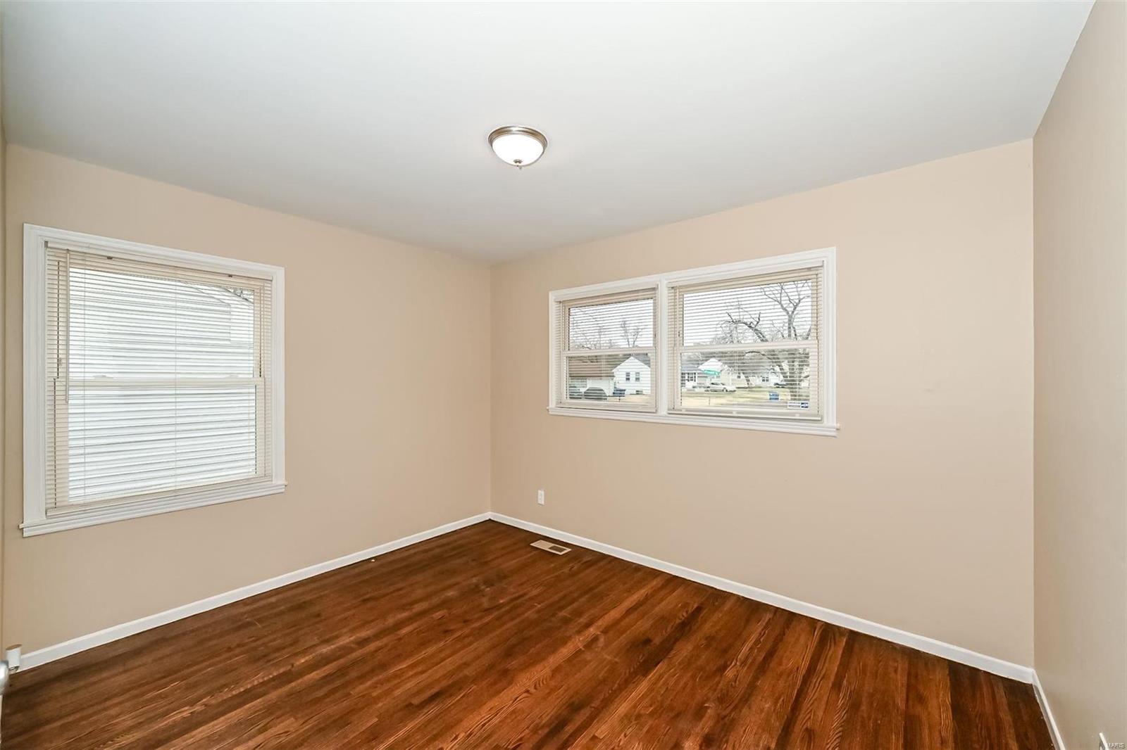 240 Presley Road St. Louis, MO 63137 - Photo 12 of 25