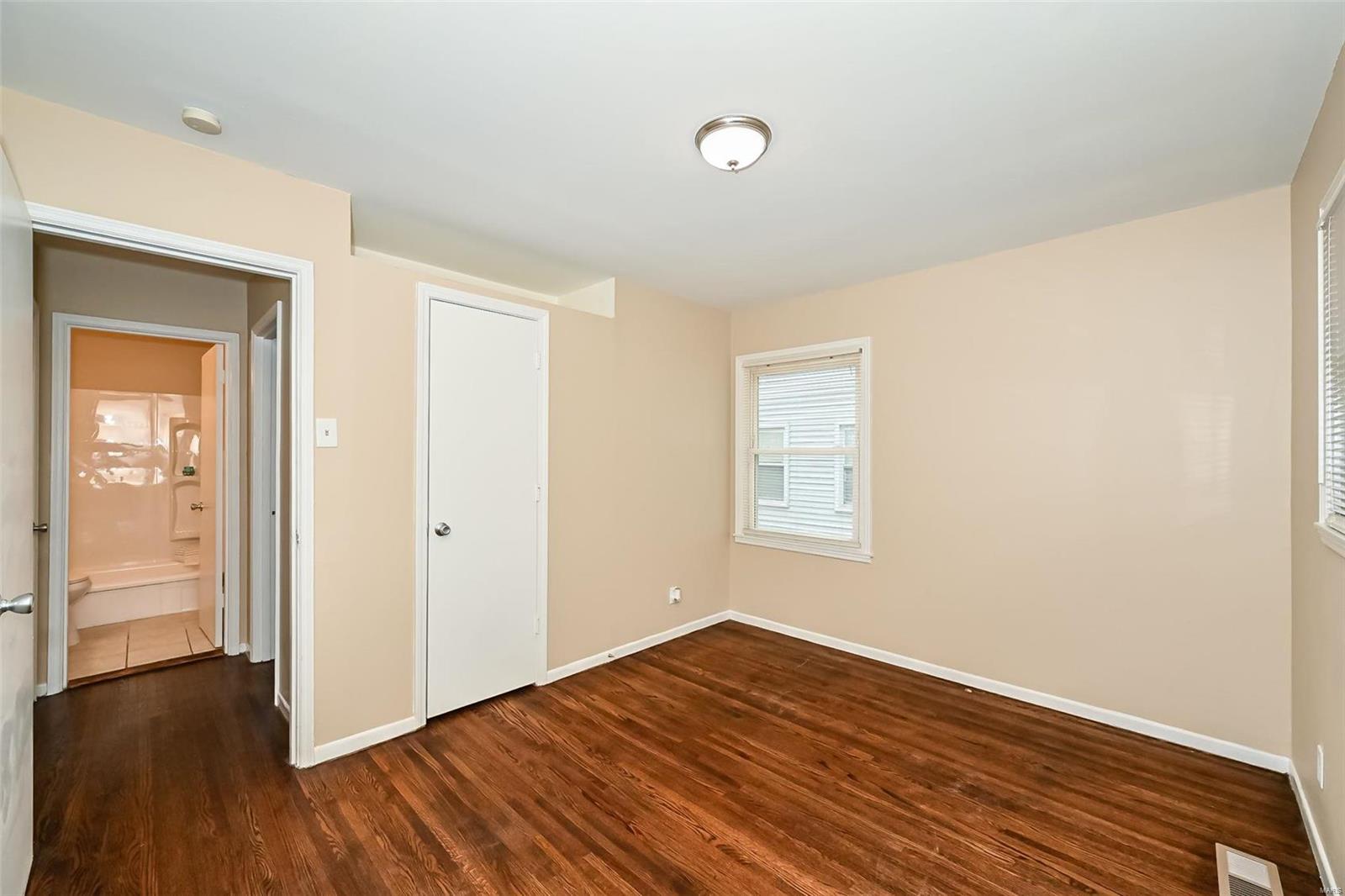 240 Presley Road St. Louis, MO 63137 - Photo 13 of 25