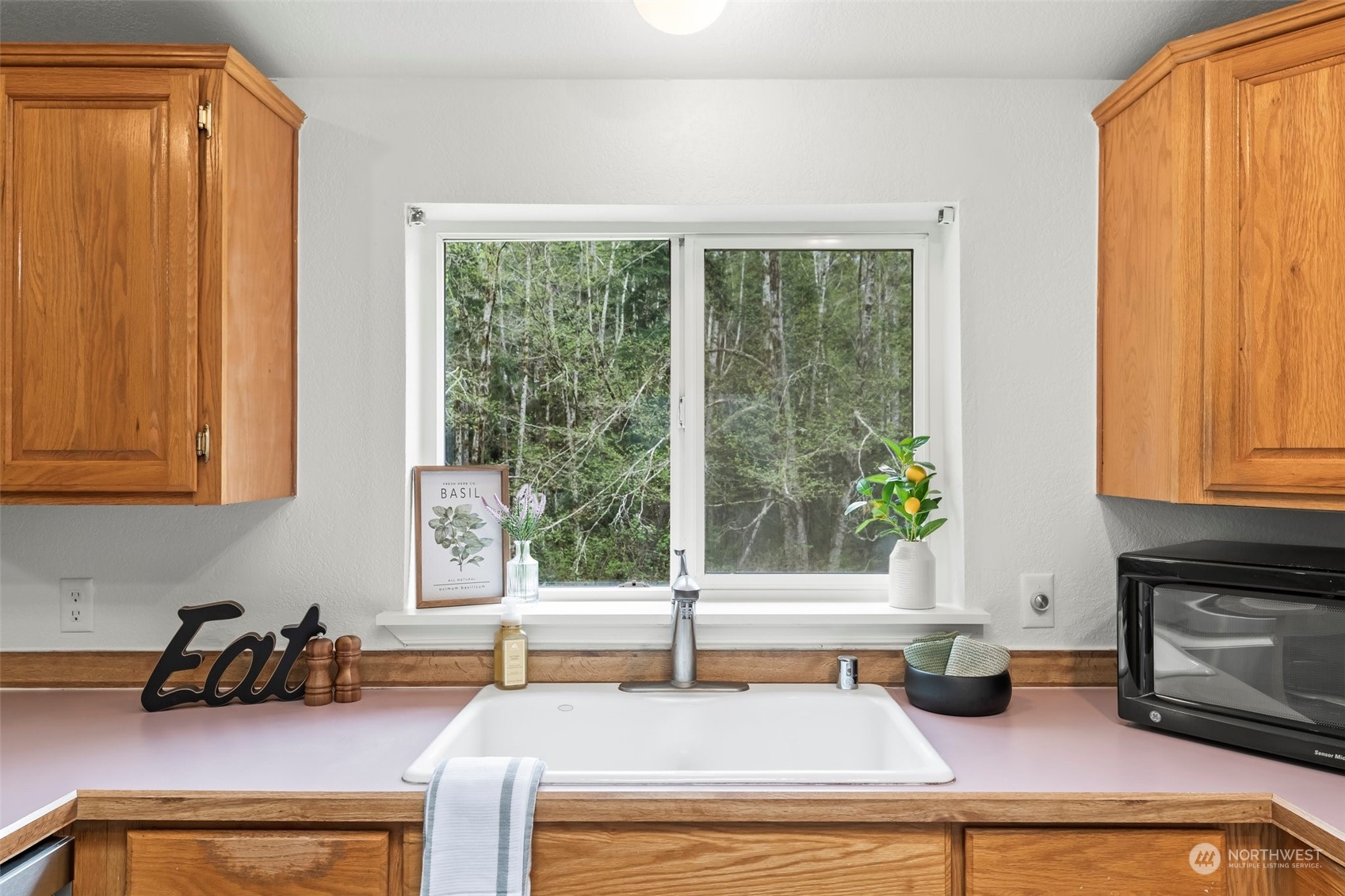 9311 Phillips Road Southeast Port Orchard, WA 98367 - Photo 13 of 27 Gallery Image 13