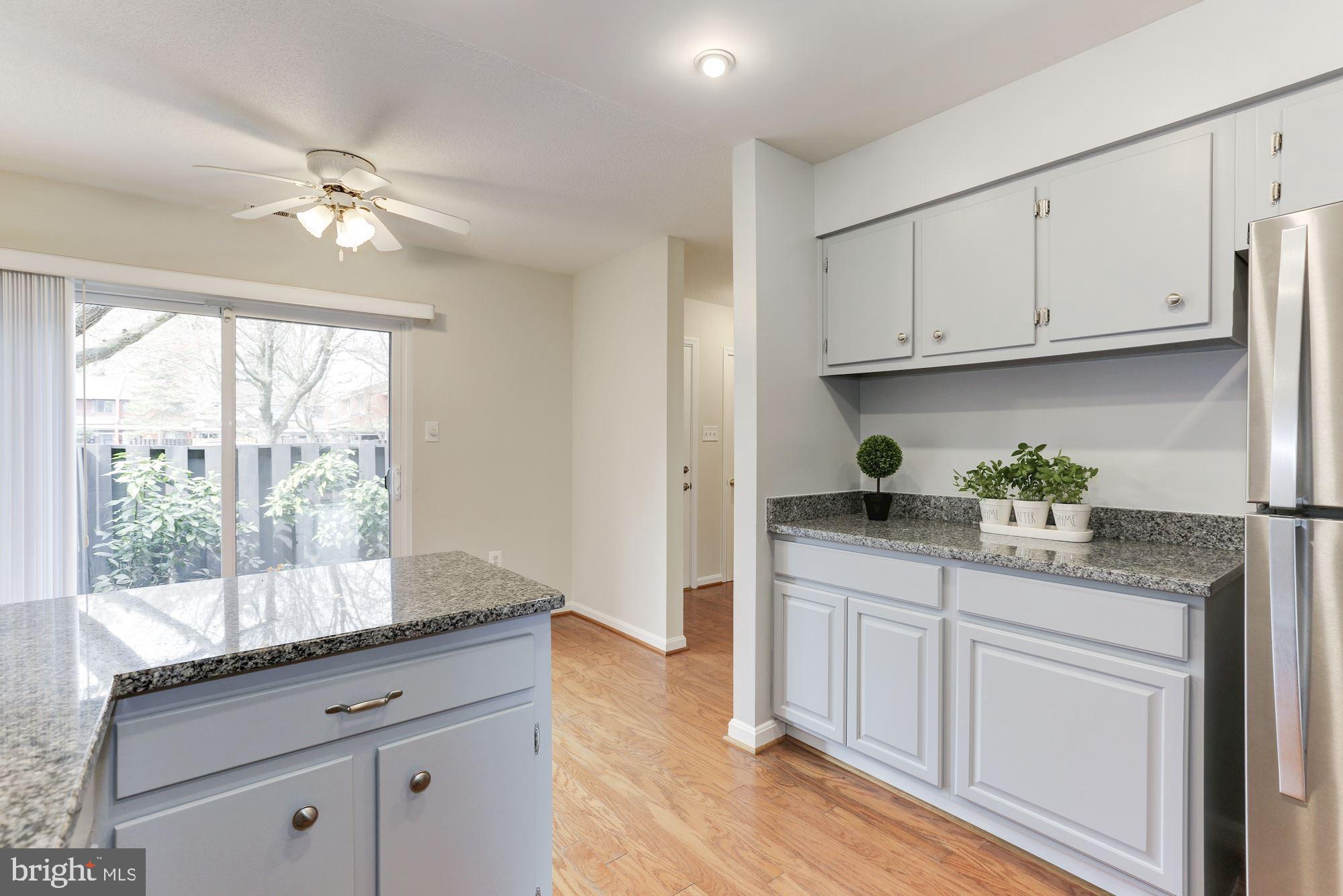 1383 Northgate Square Reston, VA 20190 - Photo 14 of 30 LIGHT AND BRIGHT !